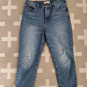 Madewell Classic Straight Jean in Nearwood Wash
